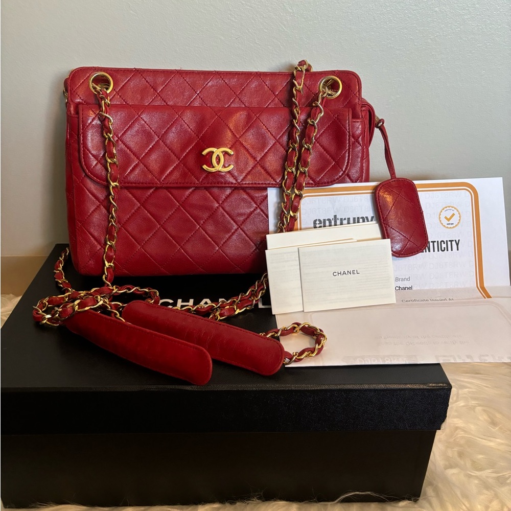 Chanel vintage red lambskin shoulder bag